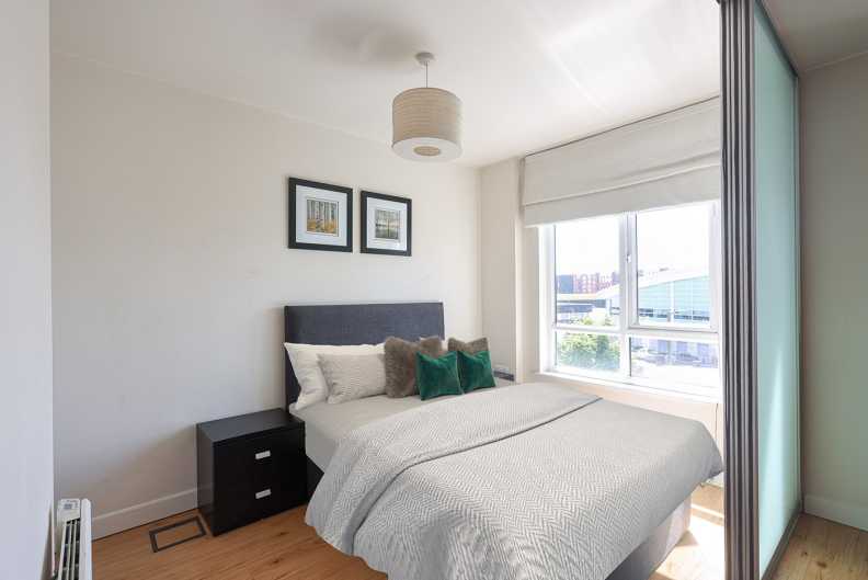 1 bedroom apartments/flats to sale in Heritage Avenue, Beaufort Park, Colindale-image 4
