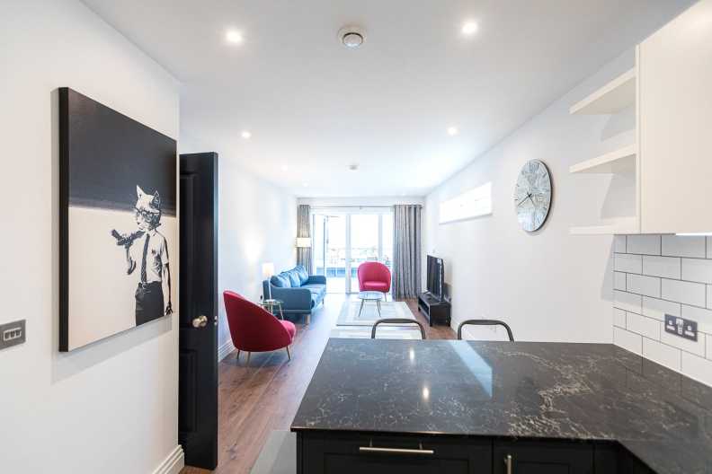 2 bedrooms apartments/flats to sale in Filmworks Walk, Ealing-image 9