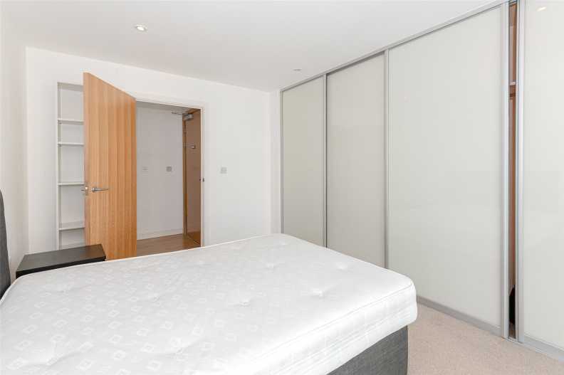 2 bedrooms apartments/flats to sale in Goodchild Road, Woodberry Down-image 12