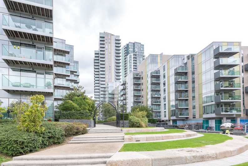 2 bedrooms apartments/flats to sale in Goodchild Road, Woodberry Down-image 1