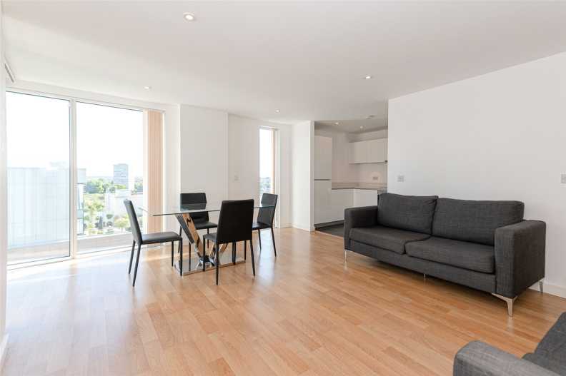 2 bedrooms apartments/flats to sale in Goodchild Road, Woodberry Down-image 2