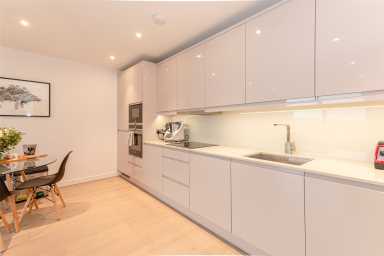 Thonrey Close, Colindale Gardens, Colindale - NW9 view 5