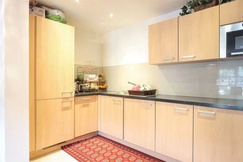 2 bedrooms apartments/flats to sale in Mannock Close, Colindale-image 12