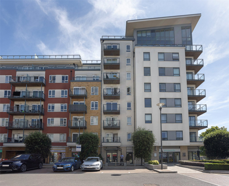 2 bedrooms apartments/flats to sale in Heritage Avenue, Beaufort Park, Colindale-image 4