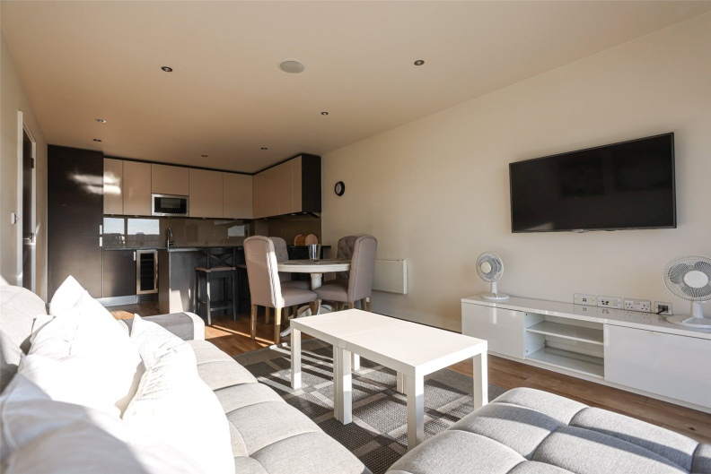 2 bedrooms apartments/flats to sale in Aerodrome Road, Beaufort Park, Colindale-image 15