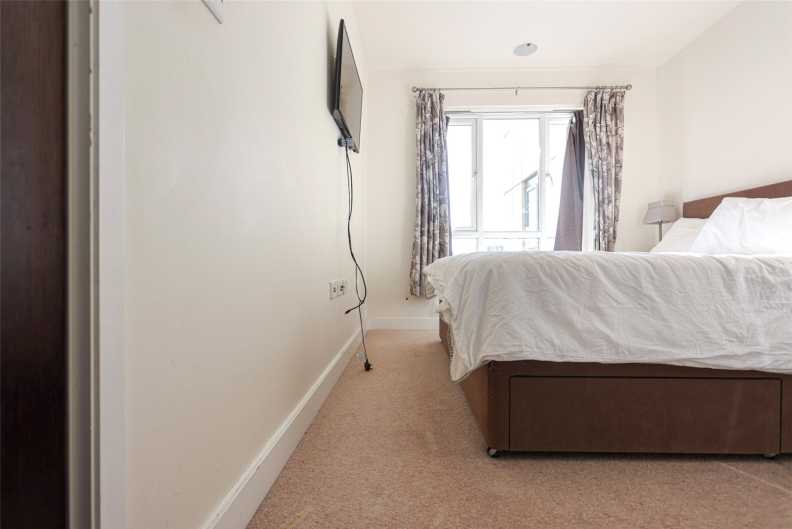 2 bedrooms apartments/flats to sale in Aerodrome Road, Beaufort Park, Colindale-image 17