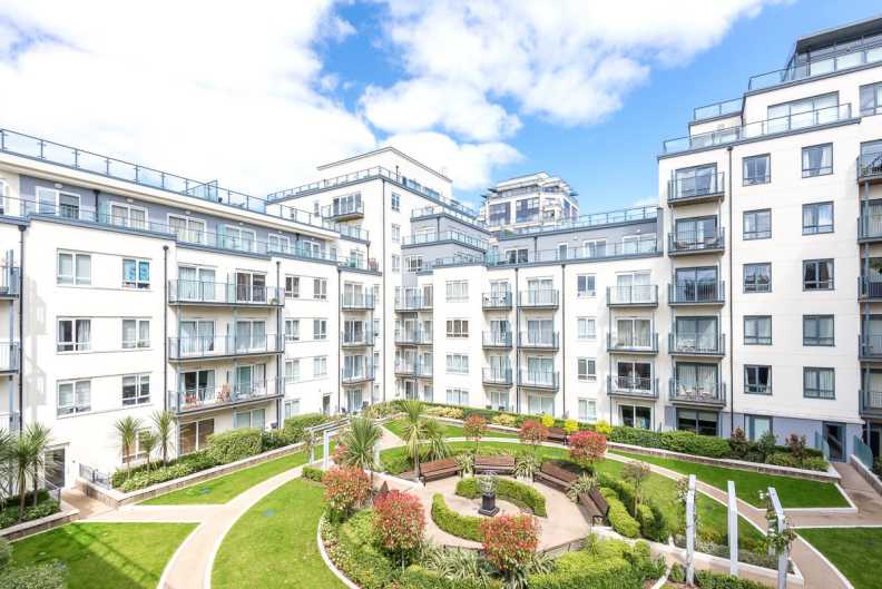 2 bedrooms apartments/flats to sale in Aerodrome Road, Beaufort Park, Colindale-image 22