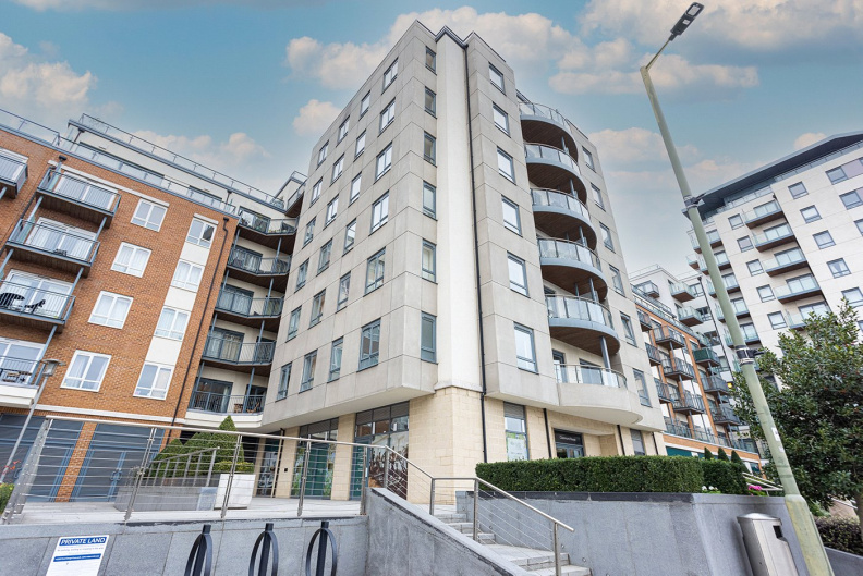 2 bedrooms apartments/flats to sale in Aerodrome Road, Beaufort Park, Colindale-image 1