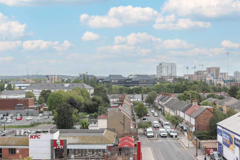 1 bedroom apartments/flats to sale in Edgware Road, Colindale-image 9