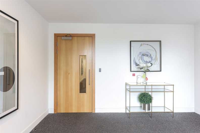 1 bedroom apartments/flats to sale in Edgware Road, Colindale-image 20