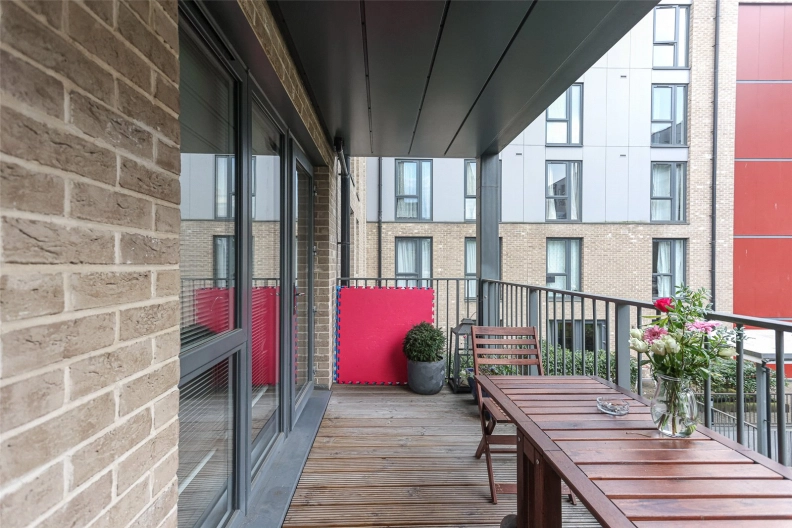 2 bedrooms apartments/flats to sale in Charcot Road, Colindale-image 9