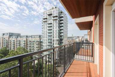 Beaufort Square, Beaufort Park, Colindale - NW9 view 3