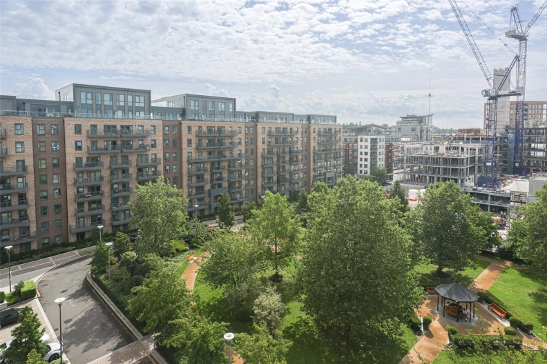 2 bedrooms apartments/flats to sale in Beaufort Square, Beaufort Park, Colindale-image 16
