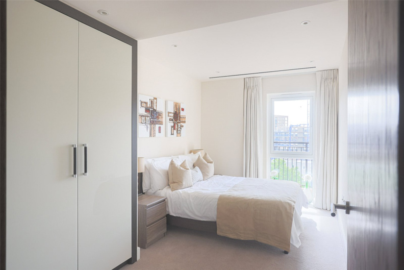 2 bedrooms apartments/flats for sale in Beaufort Square, Beaufort Park, Colindale - NW9 view 7
