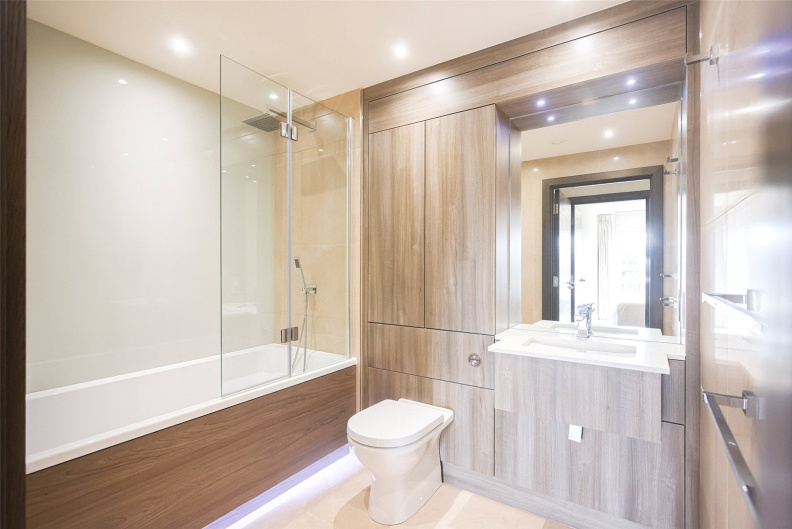 2 bedrooms apartments/flats for sale in Beaufort Square, Beaufort Park, Colindale - NW9 view 15