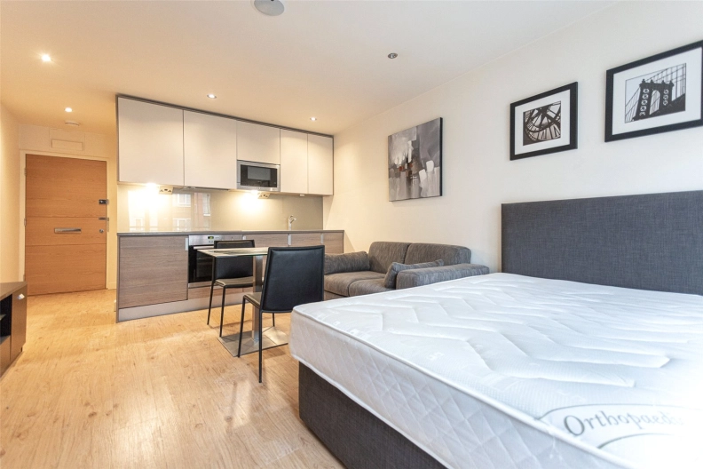 Studio apartments/flats to sale in Heritage Avenue, Beaufort Park, Colindale-image 9