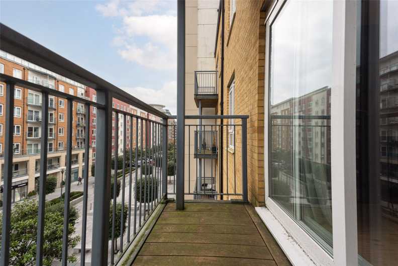 Studio apartments/flats to sale in Heritage Avenue, Beaufort Park, Colindale-image 11