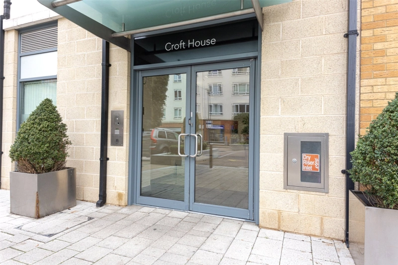 Studio apartments/flats to sale in Heritage Avenue, Beaufort Park, Colindale-image 14