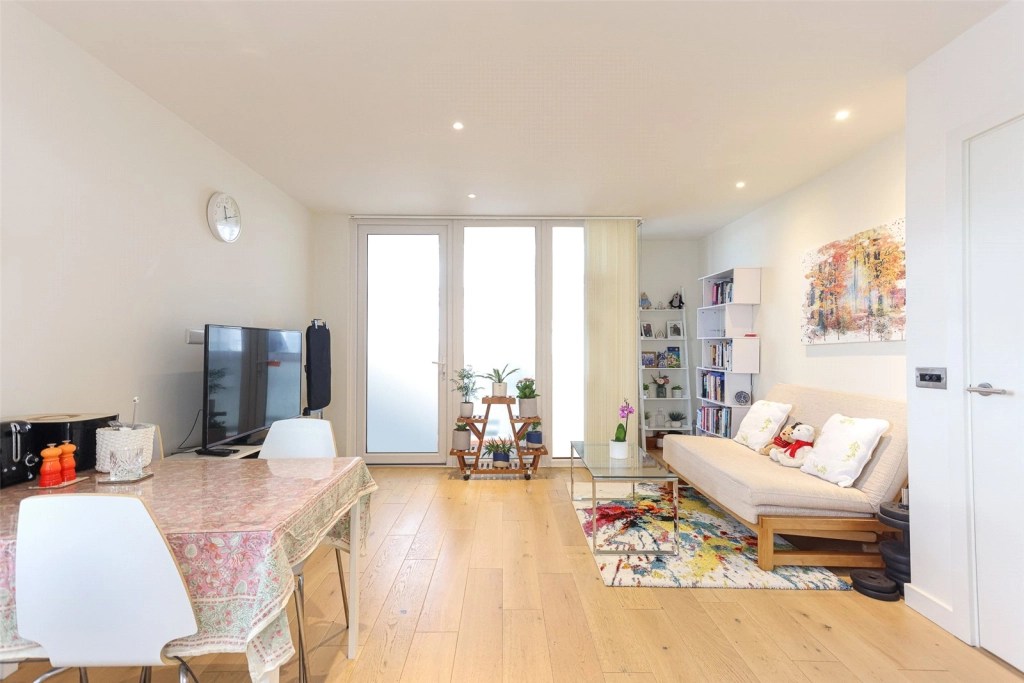 2 bedrooms apartments/flats for sale in Capitol Way, Colindale - NW9 view 3