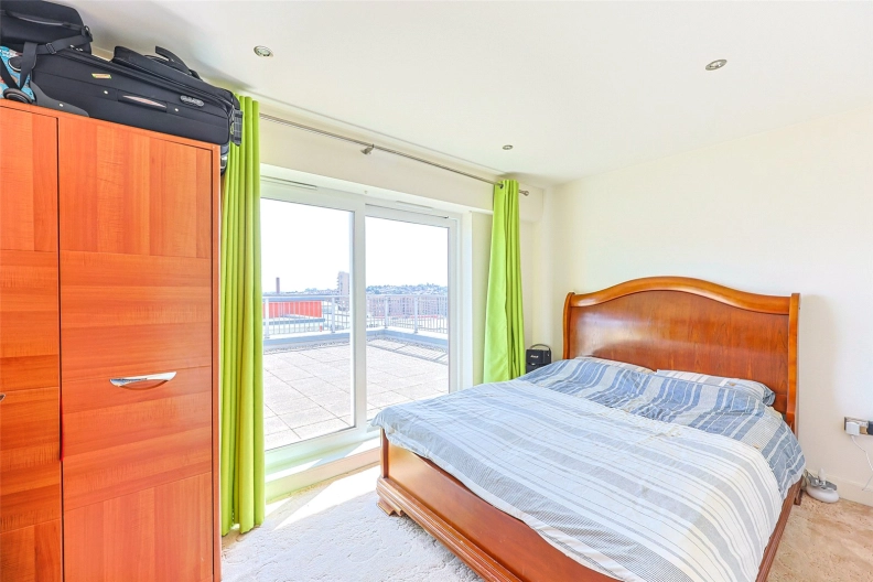 3 bedrooms apartments/flats to sale in Heritage Avenue, Beaufort Park, Colindale-image 6