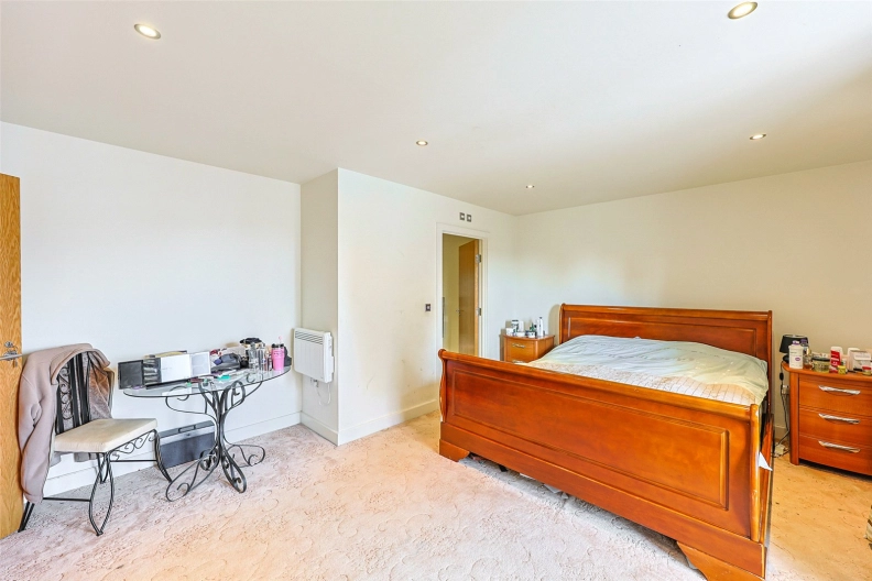 3 bedrooms apartments/flats to sale in Heritage Avenue, Beaufort Park, Colindale-image 5