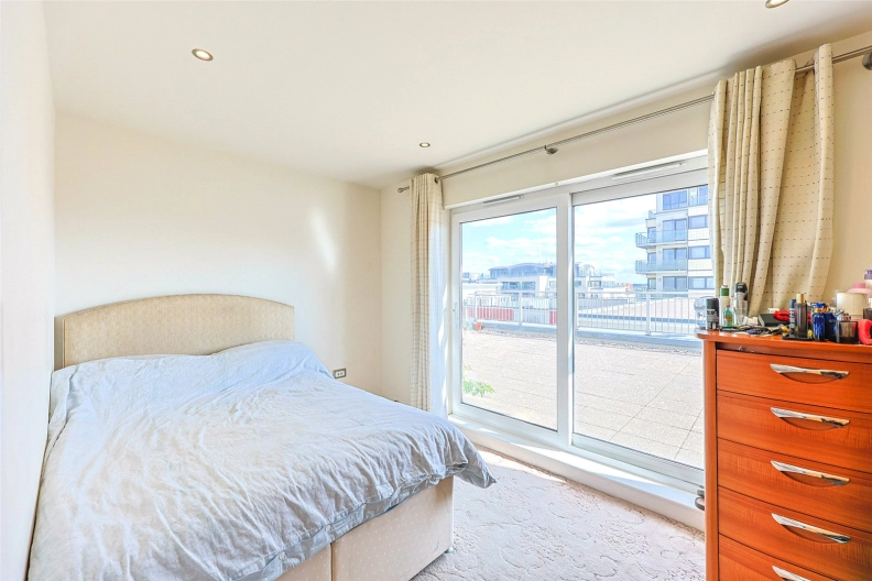 3 bedrooms apartments/flats to sale in Heritage Avenue, Beaufort Park, Colindale-image 7