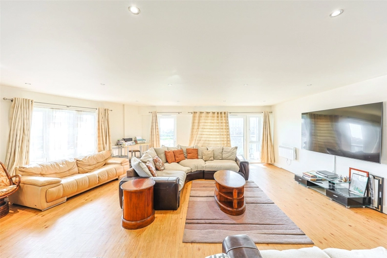 3 bedrooms apartments/flats to sale in Heritage Avenue, Beaufort Park, Colindale-image 3