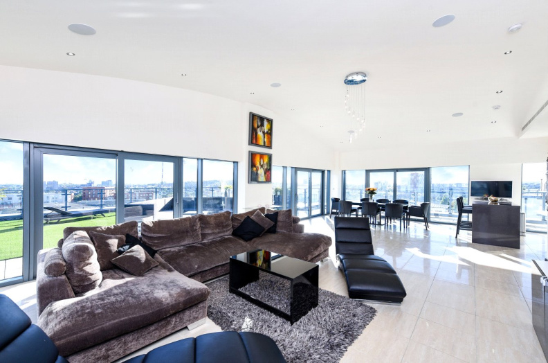 3 bedrooms apartments/flats to sale in Boulevard Drive, Beaufort Park, Colindale-image 13