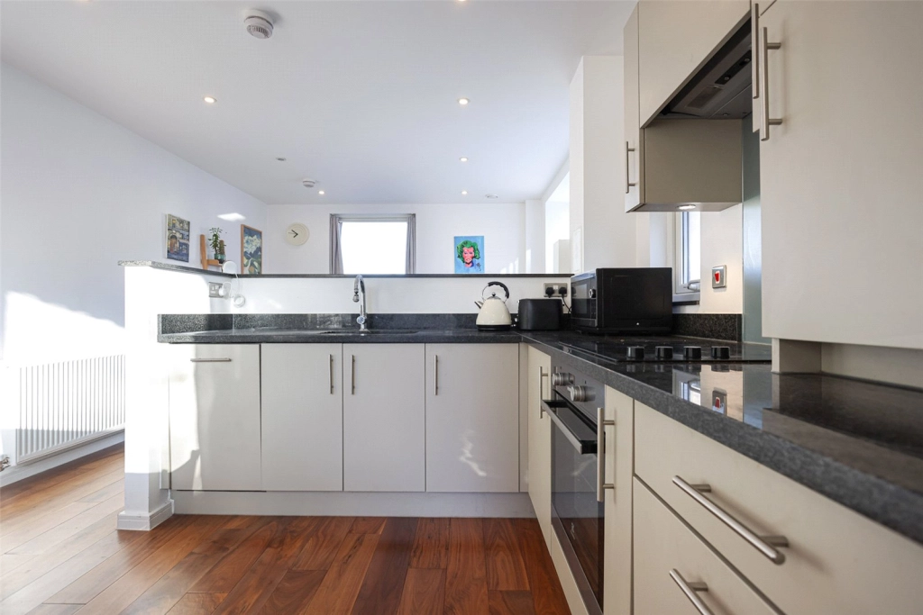 1 bedroom apartments/flats for sale in Heath Parade, Grahame Park Way, Colindale - NW9 view 13