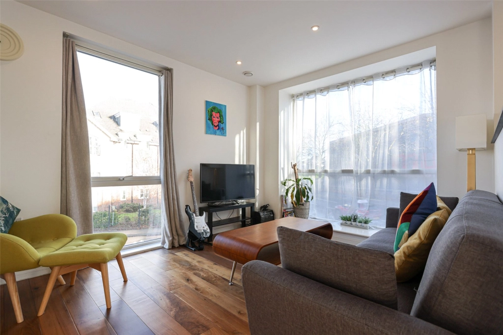 1 bedroom apartments/flats for sale in Heath Parade, Grahame Park Way, Colindale - NW9 view 2