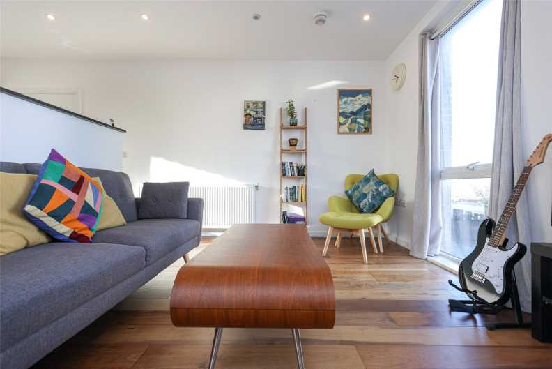 1 bedroom apartments/flats to sale in Heath Parade, Grahame Park Way, Colindale-image 5