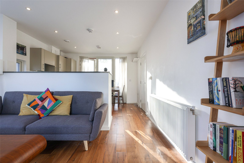 1 bedroom apartments/flats to sale in Heath Parade, Grahame Park Way, Colindale-image 16