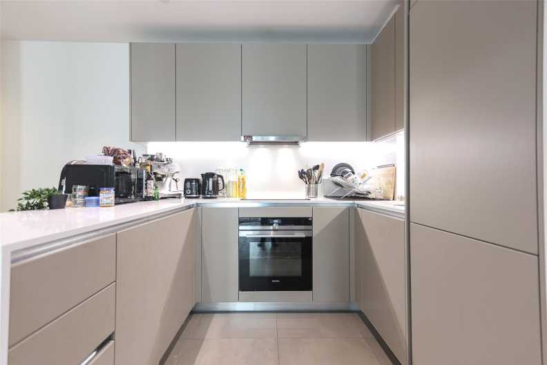 2 bedrooms apartments/flats to sale in Elvin Gardens, Wembley-image 4