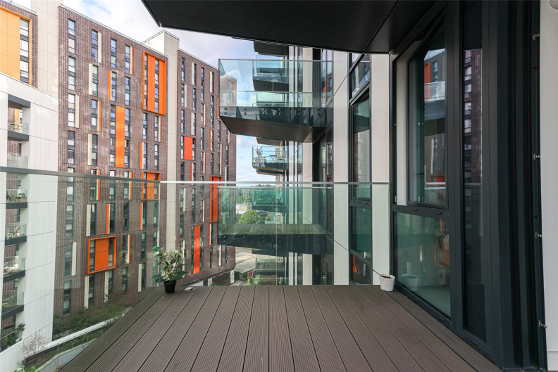2 bedrooms apartments/flats to sale in Elvin Gardens, Wembley-image 10