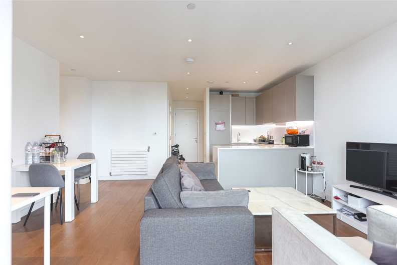 2 bedrooms apartments/flats to sale in Elvin Gardens, Wembley-image 10
