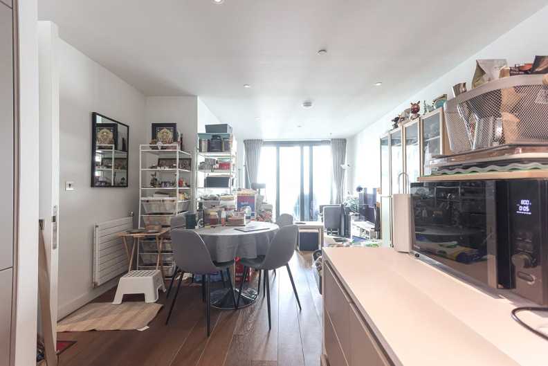 2 bedrooms apartments/flats to sale in Elvin Gardens, Wembley-image 15