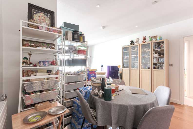 2 bedrooms apartments/flats to sale in Elvin Gardens, Wembley-image 16