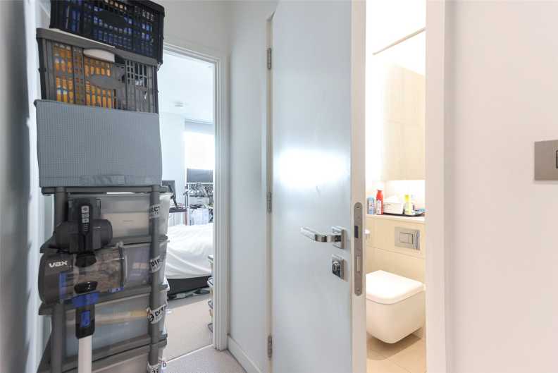 2 bedrooms apartments/flats to sale in Elvin Gardens, Wembley-image 13