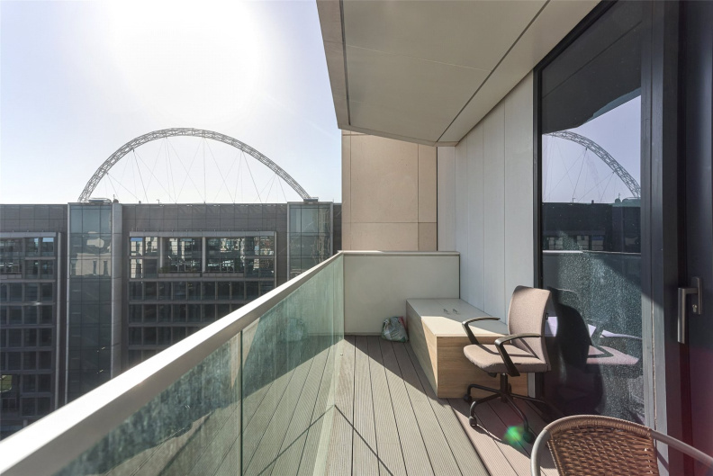 2 bedrooms apartments/flats for sale in Elvin Gardens, Wembley - HA9 view 8