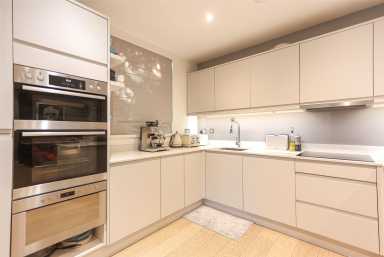 Airco Close, London - NW9 view 8