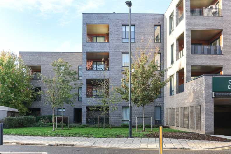 3 bedrooms apartments/flats to sale in Airco Close, London-image 1