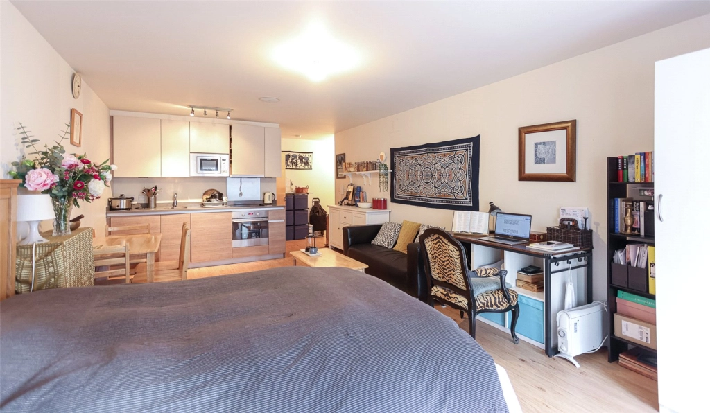 Studio apartments/flats for sale in Boulevard Drive, Beaufort Park, Colindale - NW9 view 2