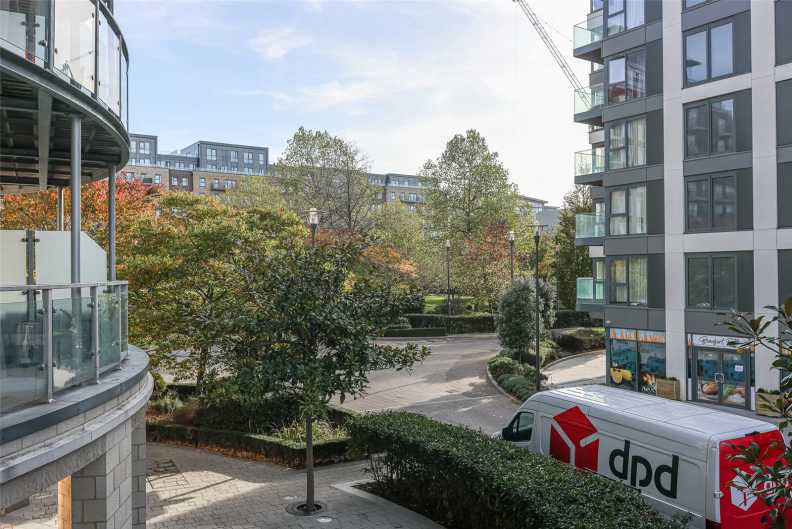 Studio apartments/flats to sale in Boulevard Drive, Beaufort Park, Colindale-image 12