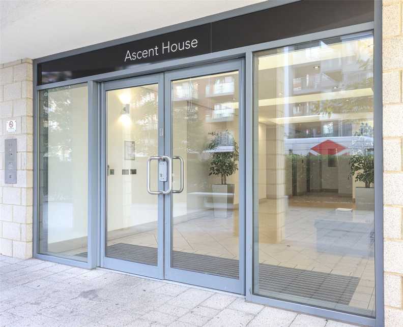 Studio apartments/flats to sale in Boulevard Drive, Beaufort Park, Colindale-image 15