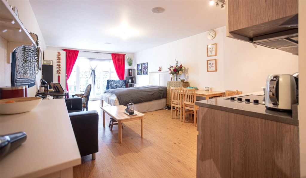 Studio apartments/flats for sale in Boulevard Drive, Beaufort Park, Colindale - NW9 view 8