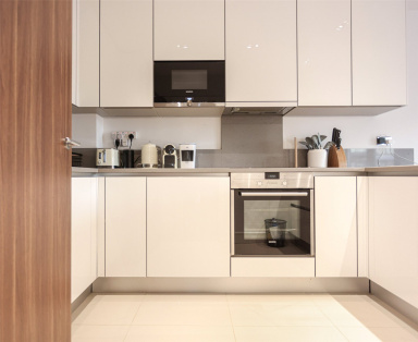 Longfield Avenue, Ealing - W5 view 19