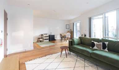 Longfield Avenue, Ealing - W5 view 10