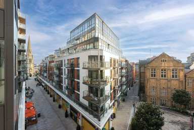 Longfield Avenue, Ealing - W5 view 28