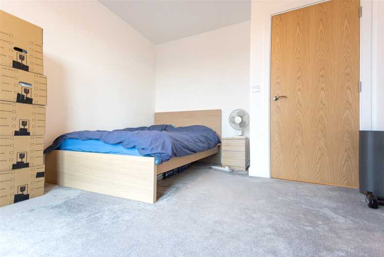 1 bedroom apartments/flats to sale in Lismore Boulevard, Colindale Gardens, Colindale-image 14