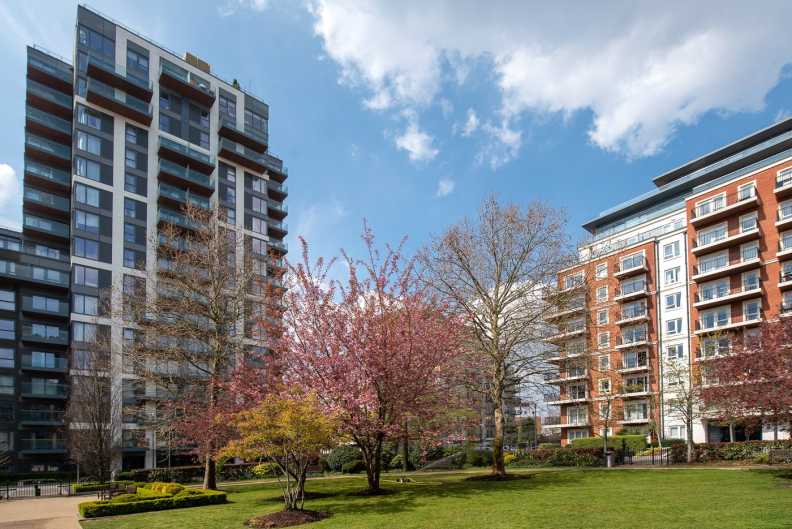 3 bedrooms apartments/flats to sale in Caversham Road, Beaufort Park, Colindale-image 25